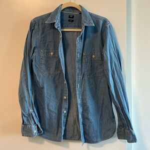 Uniqlo Slim Fit Button Down Sized Small